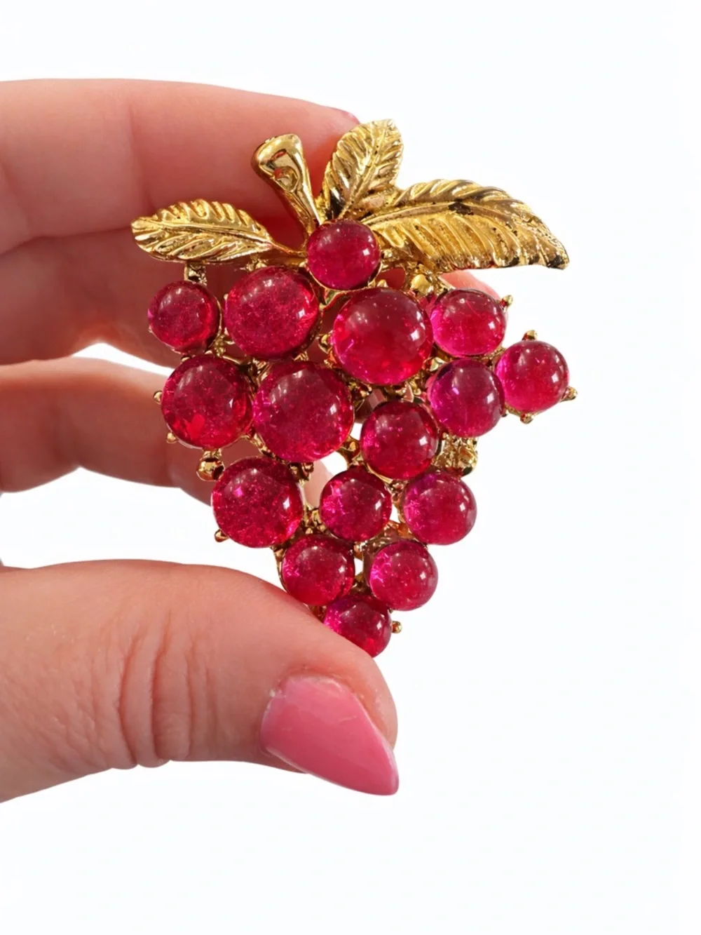 Vintage Style Re Pink Glass Grape Cluster Brooch‎ Gold Tone Leaf Pin